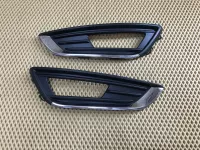 Решетка в бампер Ford Focus III 2011-2019 (ПОСЛЕ 2014 ГОДА ПОД ПТФ С ХРОМОМ F1EB15A299B F1EB15A298B) — фото 1