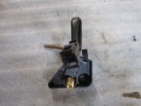 Штуцер подкачки колеса VW Touareg 2002-2010,Cayenne 2003-2010 (ПОД ПАССАЖИРСКИМ СИДЕНЬЕМ 7L0616751A)  — фото 1