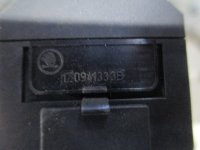 Кнопка корректора фар на Skoda Octavia A5 — фото 4