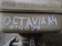 Цилиндр тормозной главный на Skoda Octavia A4 — фото 4