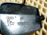 Заглушка буксировочного крюка на Audi Q7 4L — фото 3