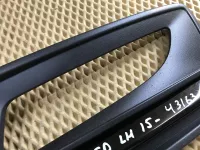 Решетка в бампер на Volkswagen Polo Mk5 — фото 21