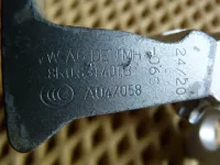 Петля двери на Audi A4 B8 — фото 4
