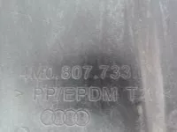 Накладка переднего бампера центральная на Audi Q7 4M — фото 14