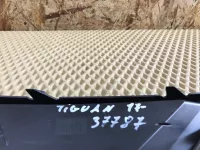 Решетка в бампер левая на Volkswagen Tiguan — фото 10
