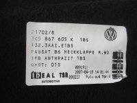 Обшивка крышки багажника на Volkswagen Passat B6 — фото 9