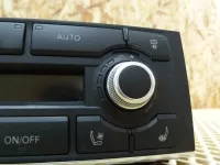Блок управления климатической установкой на Audi A8 D3 — фото 3