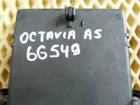Блок электронный на Skoda Octavia A5 — фото 5