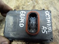 Блок электронный на Skoda Octavia A5 — фото 3