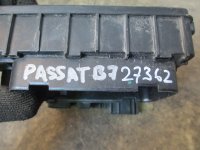 Блок предохранителей на Volkswagen Passat B7 — фото 6