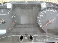 Панель приборов на Audi A8 D3 — фото 8