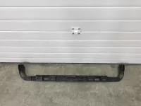 Направляющая заднего бампера VW Passat [B6] 2005-2010 (ЦЕНТРАЛЬНАЯ СЕДАН 3C5807863) — фото 1