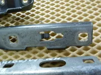 Петля капота на Audi A4 B8 — фото 6