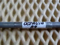 Держатель капота на Skoda Octavia A4 — фото 4