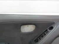 Обшивка двери передней левой на Hyundai Elantra HD — фото 3