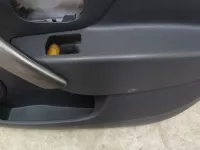 Обшивка двери передней правой на Renault Sandero B52 — фото 8