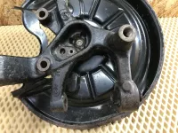Кулак поворотный задний правый на Volkswagen Jetta A5 — фото 8