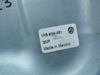 Стеклоподъемник электрический задний левый на Volkswagen Jetta A5 — фото 4