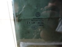 Стекло двери задней правой на Volkswagen Jetta A5 — фото 3