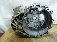 Корпус КПП на Volkswagen Passat B7 — фото 1
