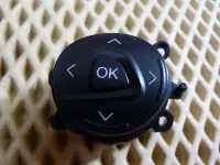 Блок кнопок в руль на Ford Focus — фото 2