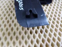 Уголок двери передней левой внутренний на Ford Focus — фото 8