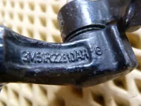 Петля двери передней правой нижняя на Ford Focus II — фото 4