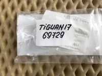 Кронштейн датчика парковки на Volkswagen Tiguan — фото 6