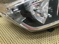 Фара правая на Toyota Land Cruiser — фото 9