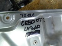Стеклоподъемник электрический задний левый на Kia Ceed ED — фото 7