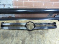 Накладка на решетку радиатора VW Tiguan 2011-2016 (5N0853655) — фото 1