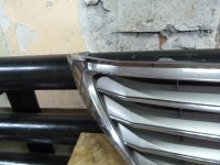 Решетка радиатора на Lexus LX570 J200 — фото 2