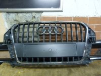 Решетка радиатора Audi Q3 (8U) 2012-2018 (8U0853653H) — фото 1