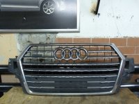Решетка радиатора Audi Q7 [4M] 2015> (4M0853651) — фото 1