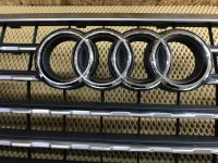 Решетка радиатора на Audi Q7 4M — фото 15