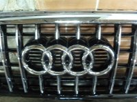 Решетка радиатора на Audi Q5 8R — фото 9
