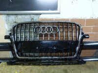 Решетка радиатора на Audi Q5 8R — фото 1