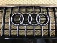 Решетка радиатора на Audi Q5 8R — фото 14