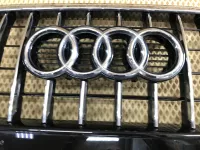 Решетка радиатора на Audi Q5 8R — фото 16