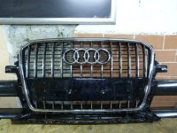 Решетка радиатора на Audi Q5 8R — фото 1
