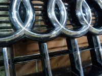 Решетка радиатора на Audi Q5 8R — фото 8