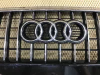 Решетка радиатора на Audi Q5 8R — фото 17