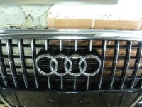 Решетка радиатора на Audi Q5 8R — фото 6