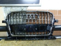 Решетка радиатора на Audi Q5 8R — фото 1