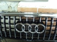 Решетка радиатора на Audi Q5 8R — фото 6