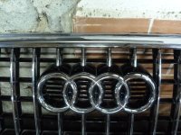 Решетка радиатора на Audi Q5 8R — фото 9