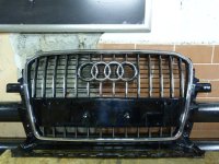 Решетка радиатора на Audi Q5 8R — фото 1