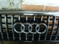 Решетка радиатора на Audi Q5 8R — фото 6