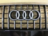 Решетка радиатора на Audi Q5 8R — фото 15