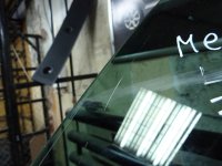 Стекло двери задней левой форточка на Renault Megane — фото 2